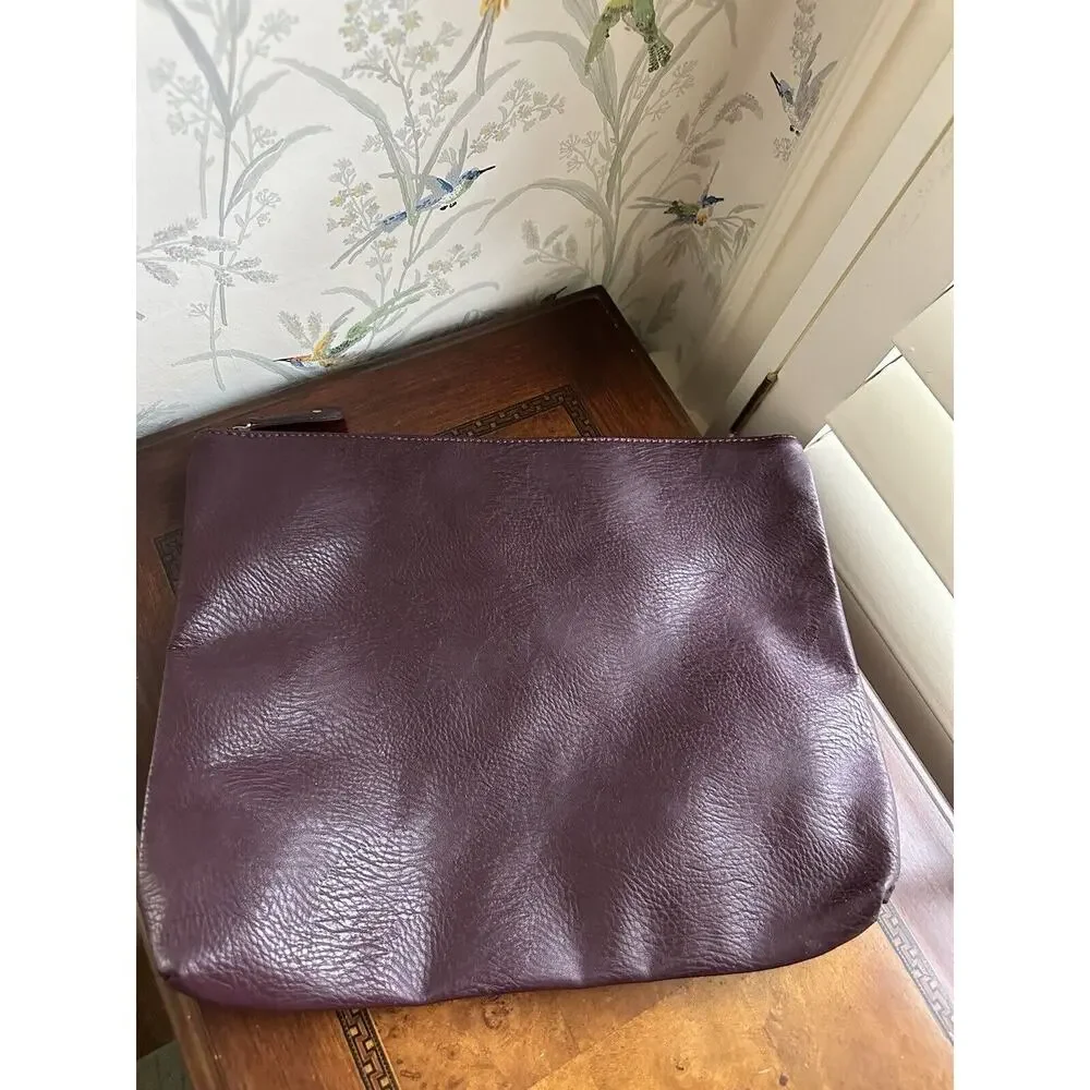 Free People Vegan Leather Soft Folio Laptop Case Bag Zipper Pouch Wine